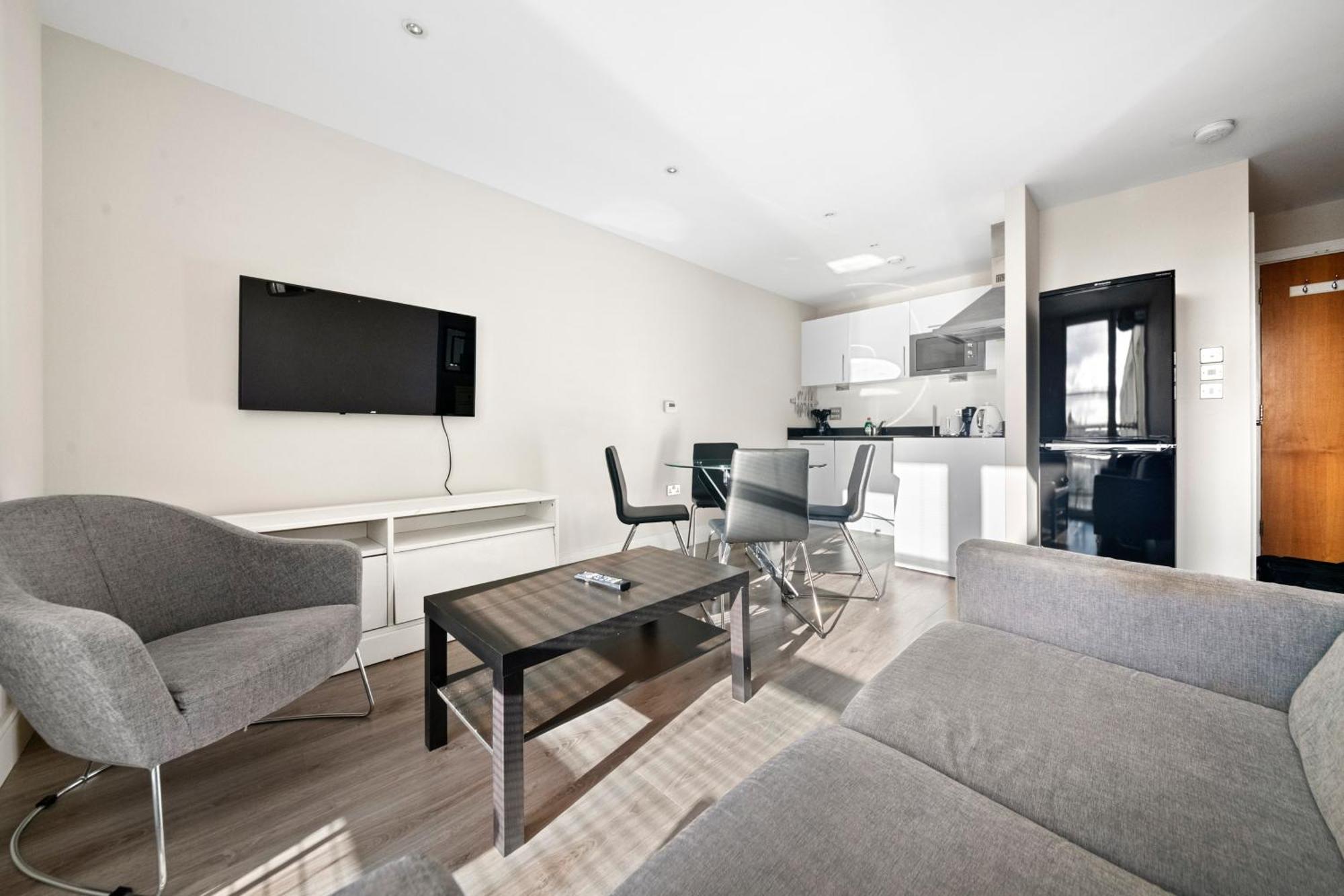 לונדון Londwell, Canary Wharf Skyline Balcony Suite מראה חיצוני תמונה