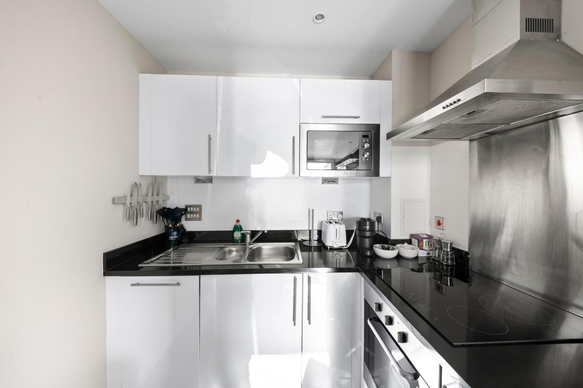 לונדון Londwell, Canary Wharf Skyline Balcony Suite מראה חיצוני תמונה