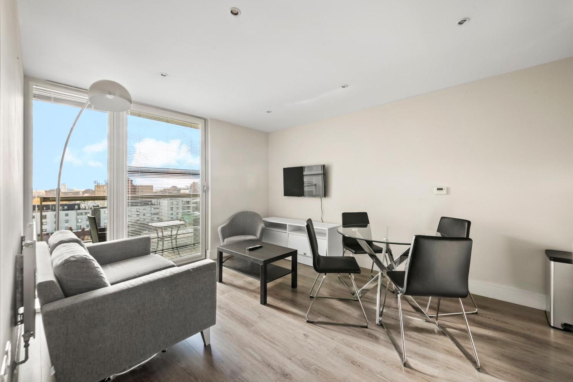 לונדון Londwell, Canary Wharf Skyline Balcony Suite מראה חיצוני תמונה